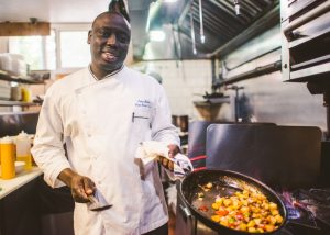 Elhadji Cisse encuentra su vocación culinaria
