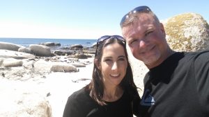 Monique FitzPatrick e Vince Yeck Fazem um Novo Tipo de Viagem